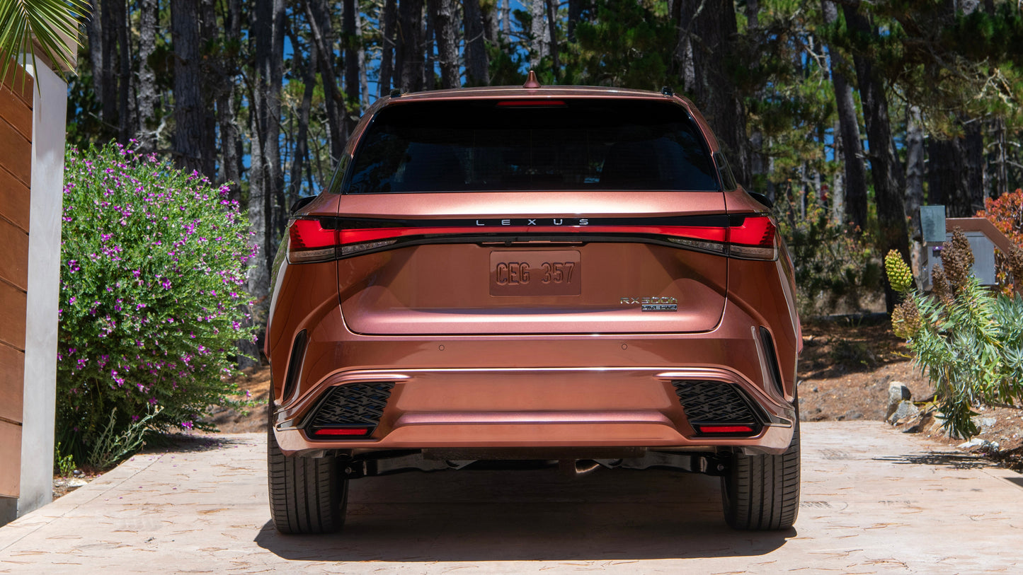 RX 500h+ AWD (371ps)