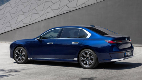 740d Sedan xDrive (300ps) - araçvefiyat