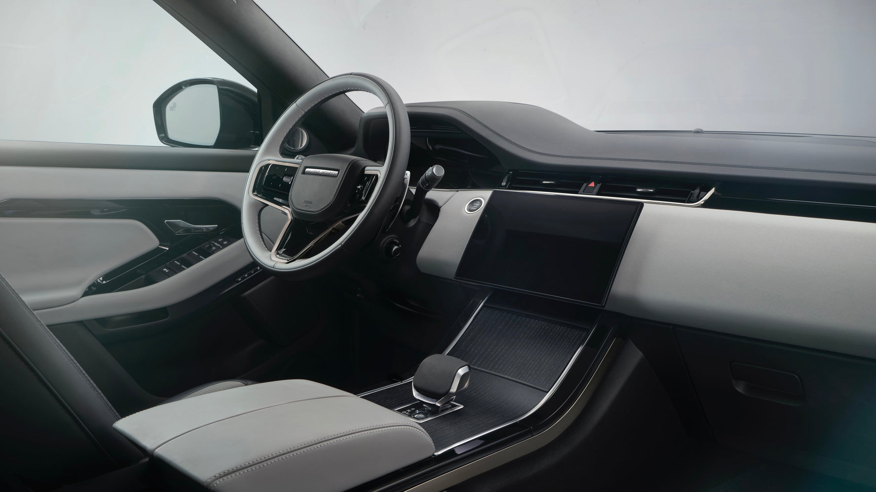 Range Rover Evoque P270e (269ps)